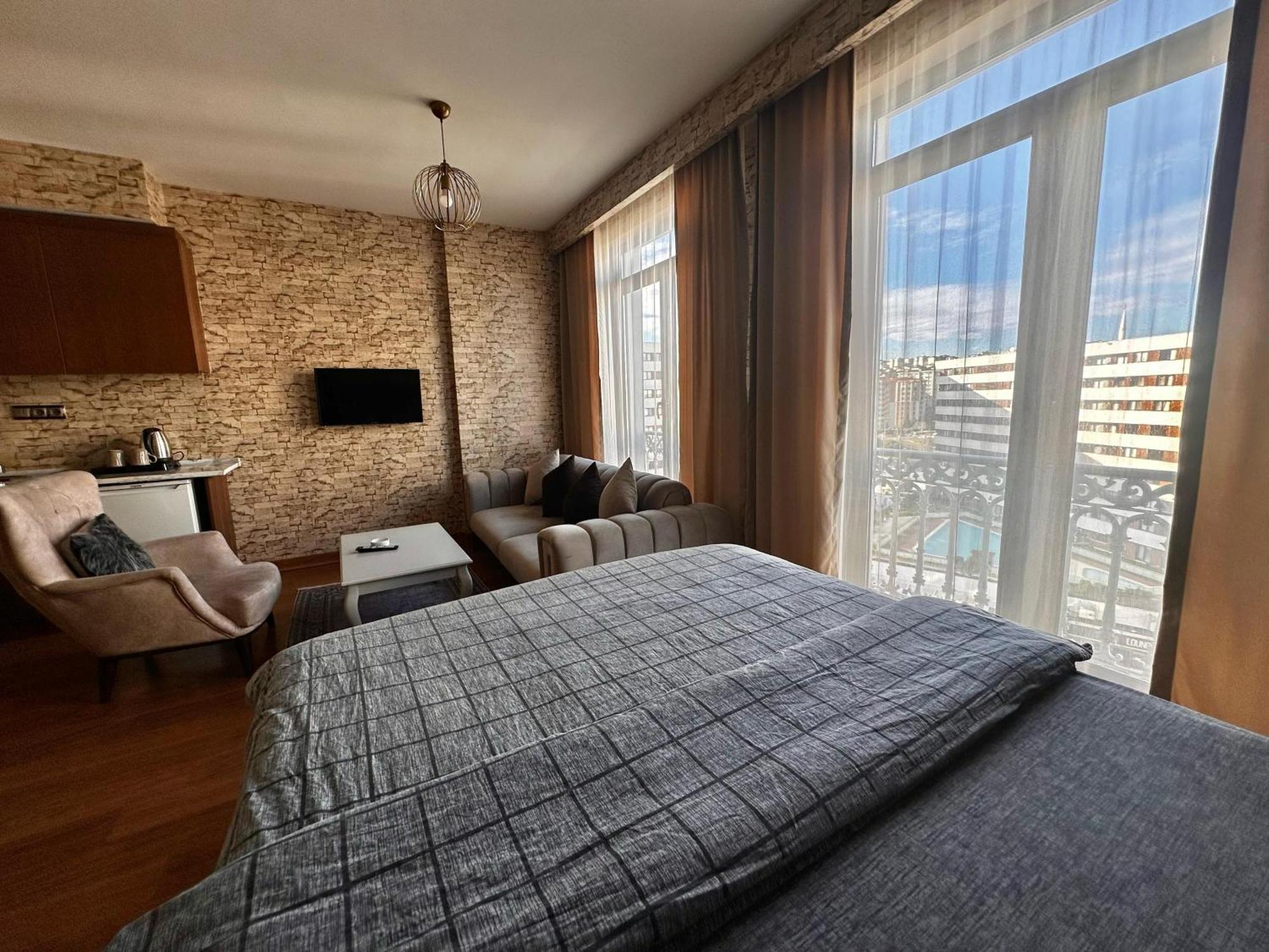 Sabiha Gokcen Hotel Istanbul Houses Esterno foto