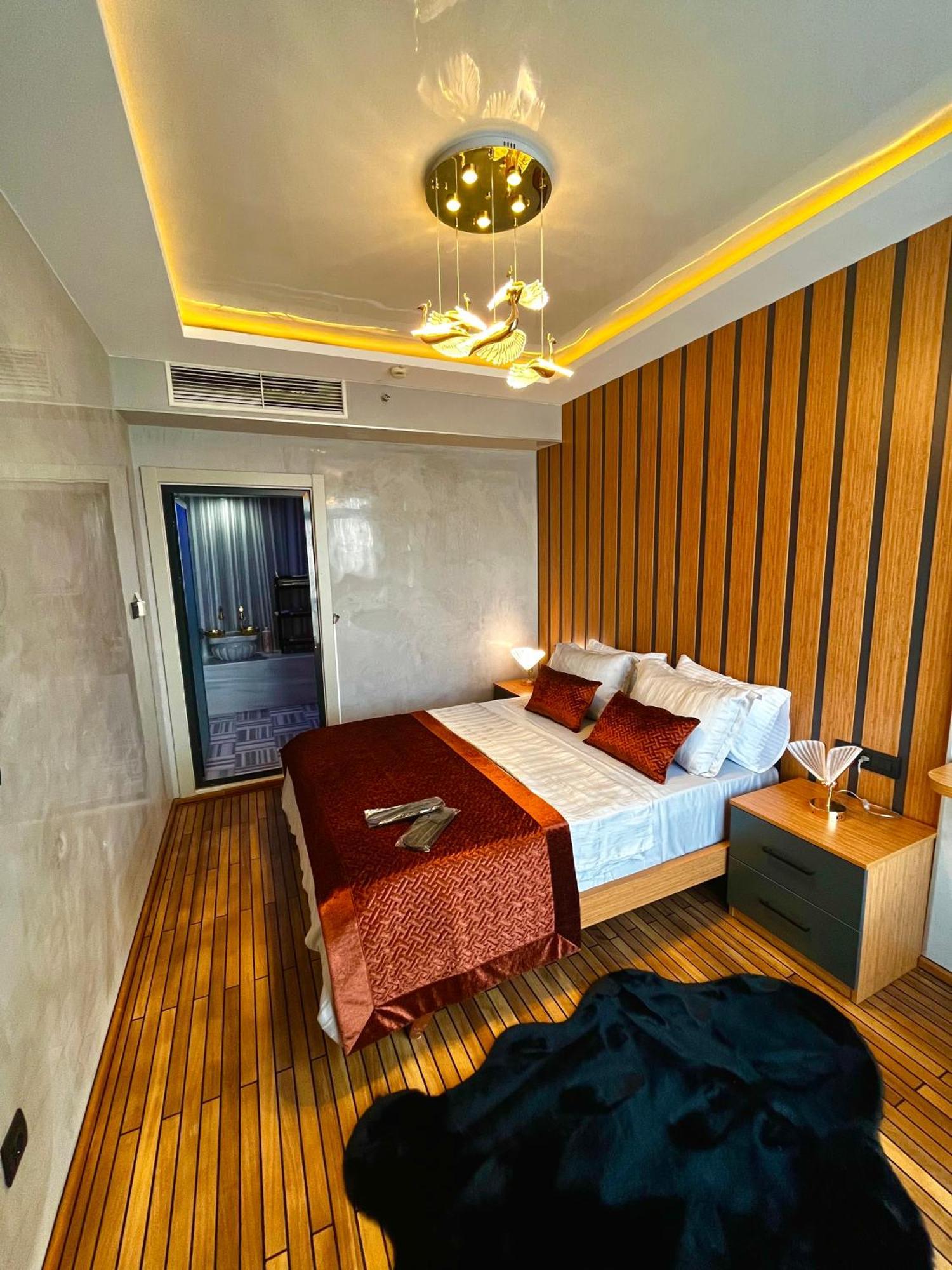 Sabiha Gokcen Hotel Istanbul Houses Esterno foto