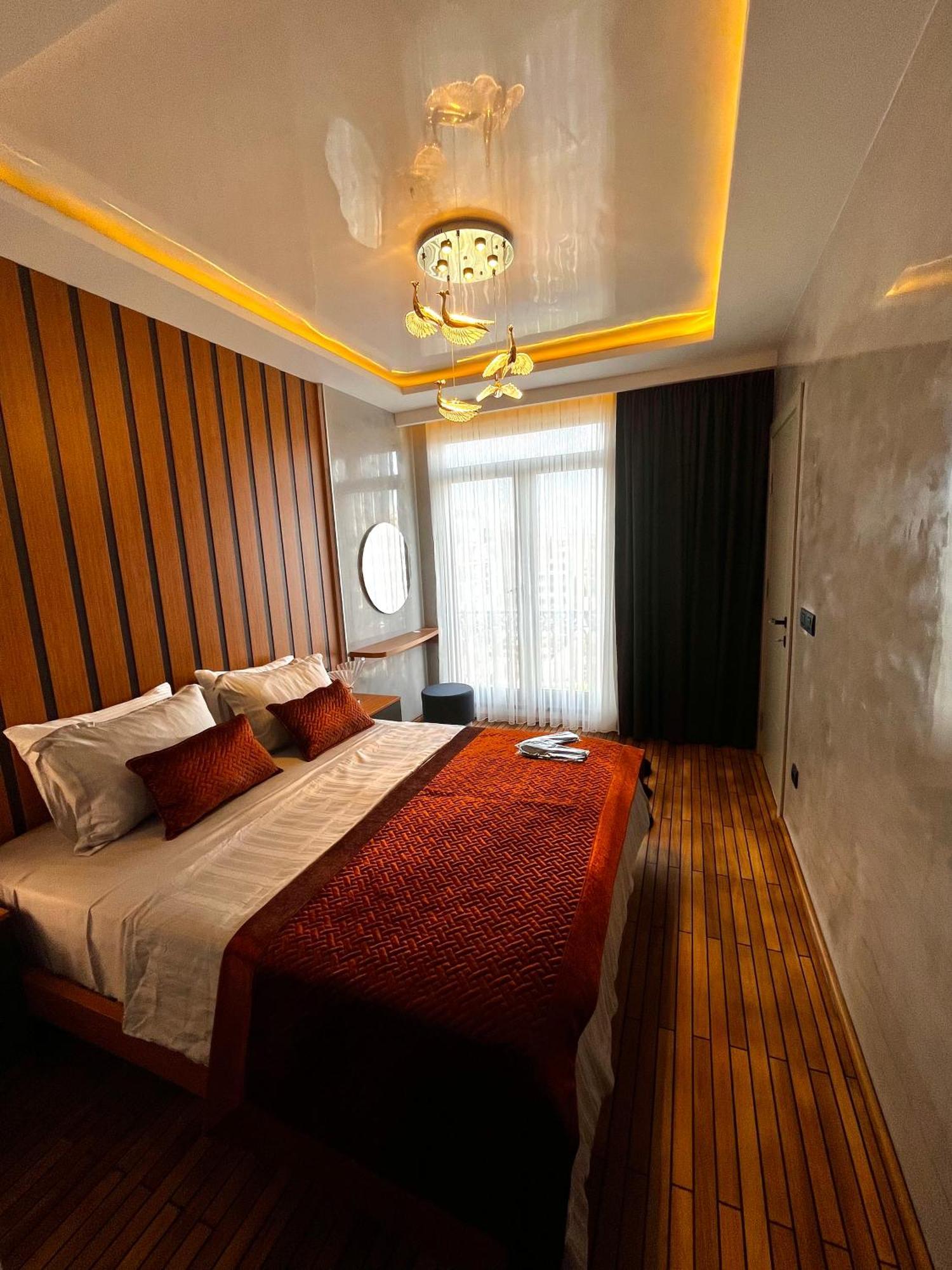 Sabiha Gokcen Hotel Istanbul Houses Esterno foto